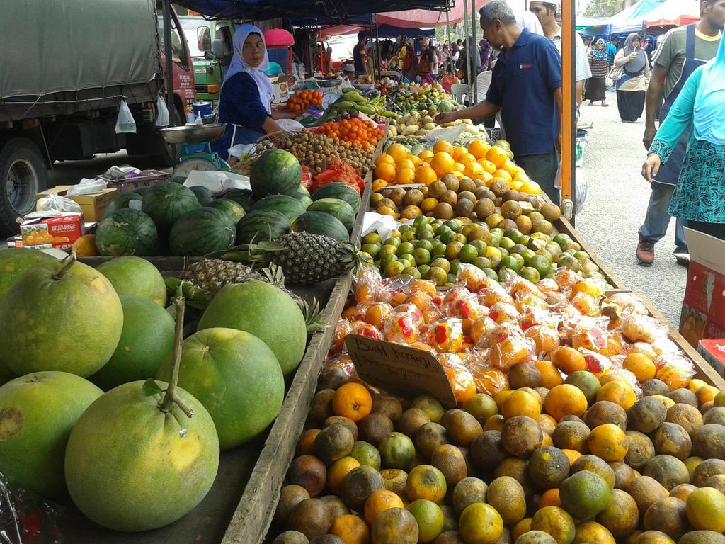 Iz Budget Kampung Kuala Besut Extérieur photo