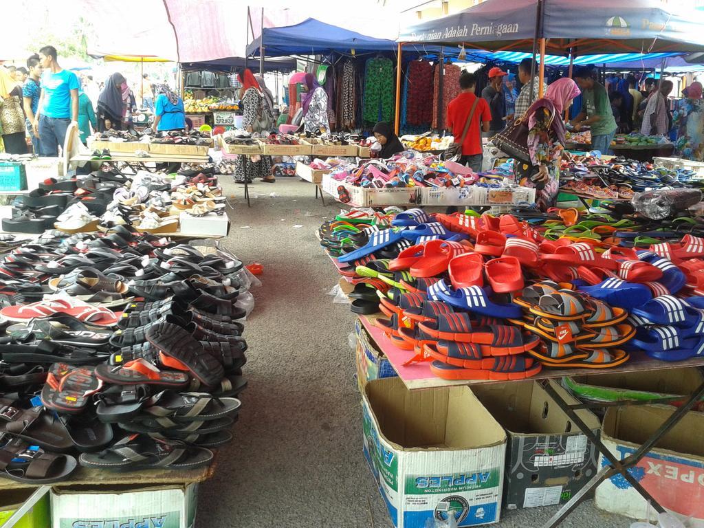 Iz Budget Kampung Kuala Besut Extérieur photo